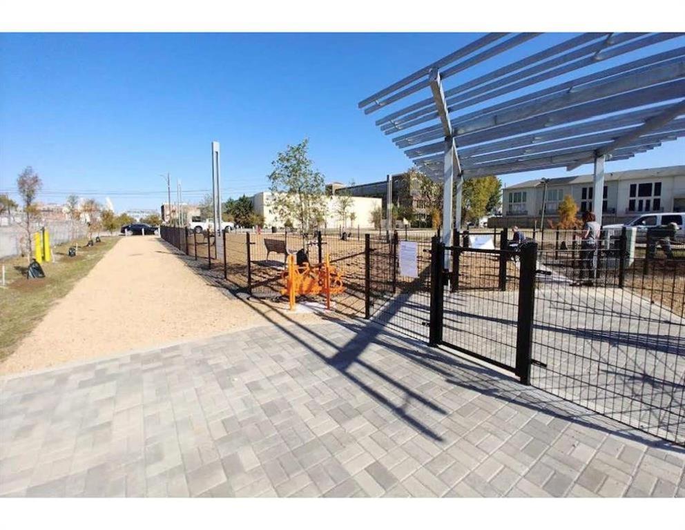 Appartamento East Downtown Micro-Luxe Container Living Pod #10 Houston Esterno foto